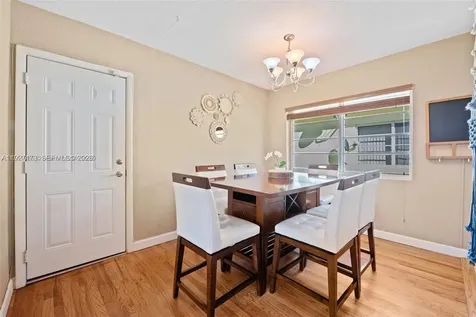 8345 Byron Avenue Miami Beach FL 33141