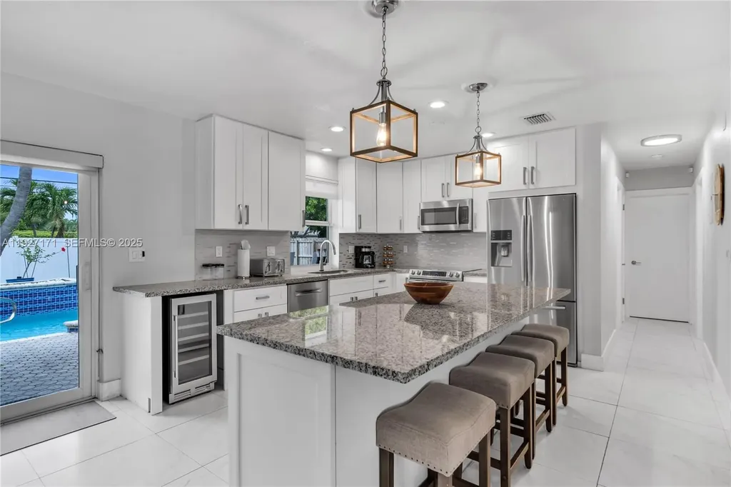 251 SE 8th Street Pompano Beach FL 33060