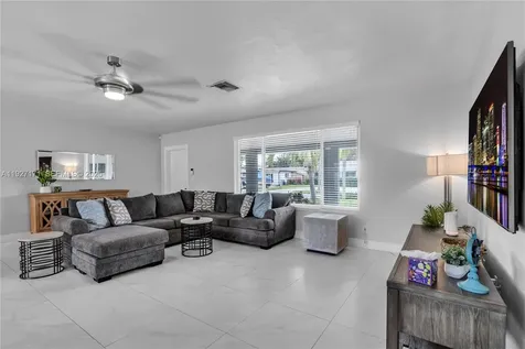 251 SE 8th Street Pompano Beach FL 33060