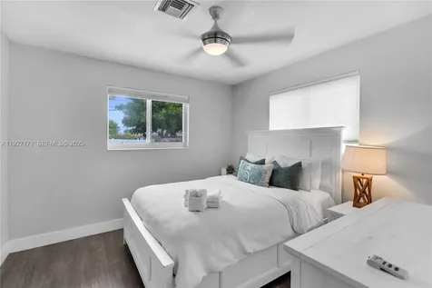 251 SE 8th Street Pompano Beach FL 33060