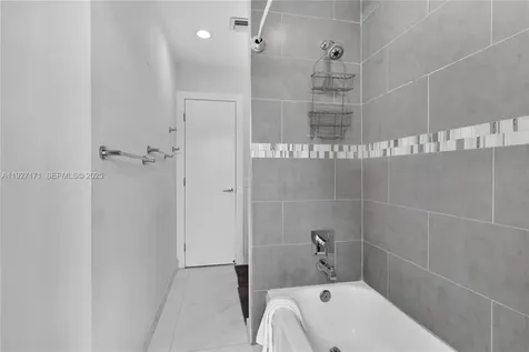 251 SE 8th Street Pompano Beach FL 33060