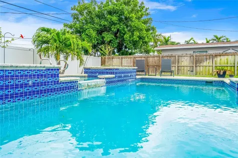 251 SE 8th Street Pompano Beach FL 33060