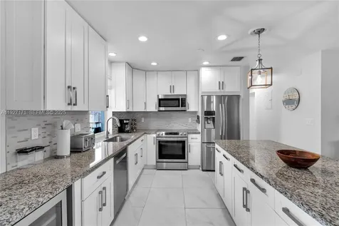 251 SE 8th Street Pompano Beach FL 33060