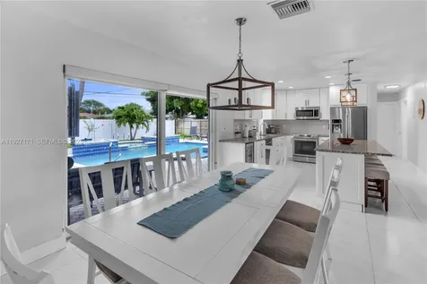 251 SE 8th Street Pompano Beach FL 33060