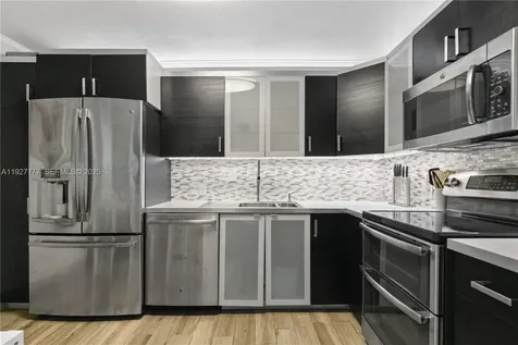100 Bayview Drive Sunny Isles Beach FL 33160