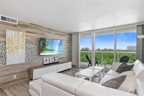 100 Bayview Drive Sunny Isles Beach FL 33160