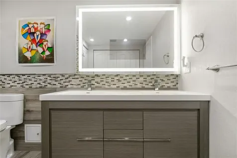 100 Bayview Drive Sunny Isles Beach FL 33160