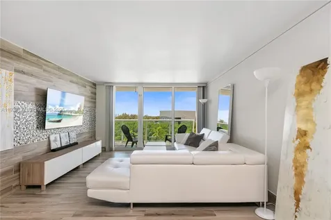 100 Bayview Drive Sunny Isles Beach FL 33160