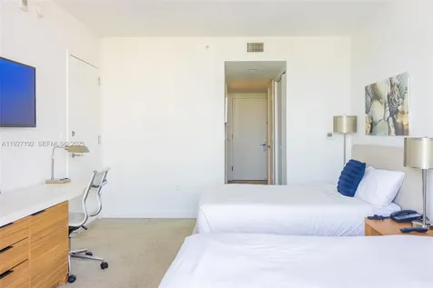 2602 E Hallandale Beach Boulevard Hallandale Beach FL 33009