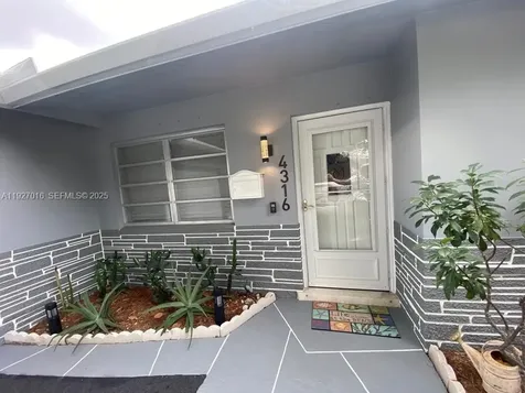 4316 Jackson Street Hollywood FL 33021