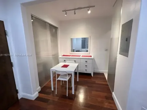 526 15 Street Miami Beach FL 33139