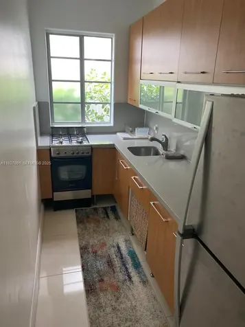 526 15 Street Miami Beach FL 33139