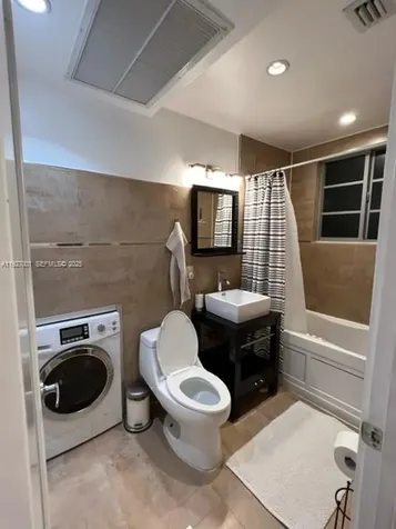 526 15 Street Miami Beach FL 33139