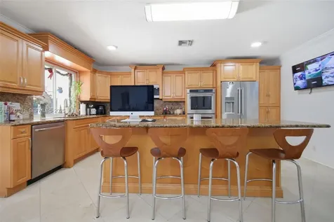 713 Diplomat Parkway Hallandale Beach FL 33009