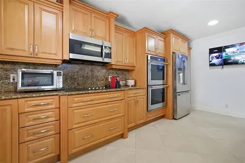713 Diplomat Parkway Hallandale Beach FL 33009