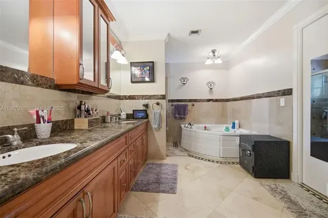 713 Diplomat Parkway Hallandale Beach FL 33009