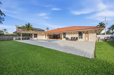 713 Diplomat Parkway Hallandale Beach FL 33009