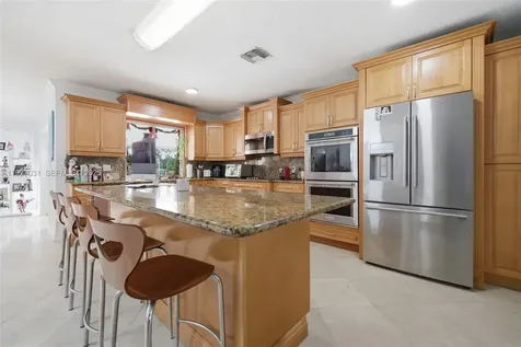 713 Diplomat Parkway Hallandale Beach FL 33009