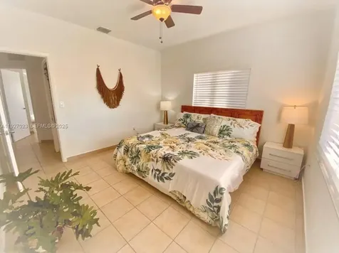 1872 SW 9th Street Miami FL 33135