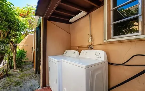 1872 SW 9th Street Miami FL 33135