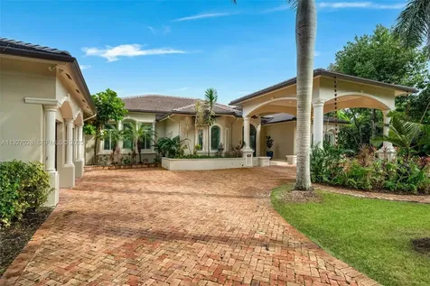 6890 SW 94th Street Pinecrest FL 33156