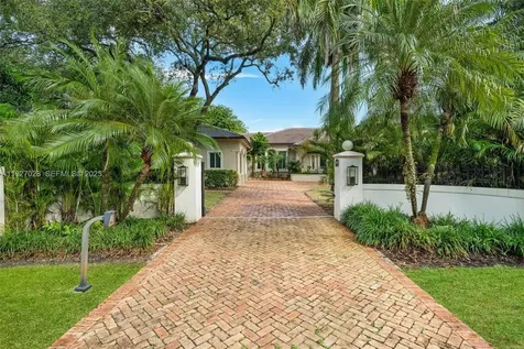 6890 SW 94th Street Pinecrest FL 33156
