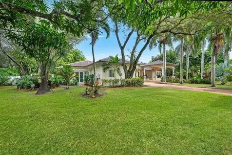6890 SW 94th Street Pinecrest FL 33156