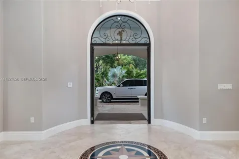 6890 SW 94th Street Pinecrest FL 33156