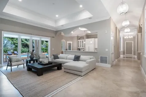 6890 SW 94th Street Pinecrest FL 33156