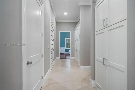 6890 SW 94th Street Pinecrest FL 33156