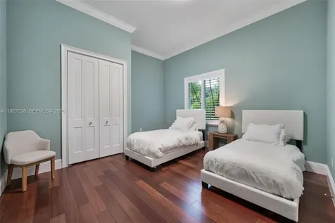 6890 SW 94th Street Pinecrest FL 33156