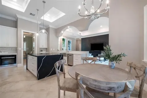 6890 SW 94th Street Pinecrest FL 33156
