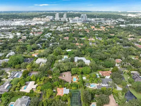 6890 SW 94th Street Pinecrest FL 33156