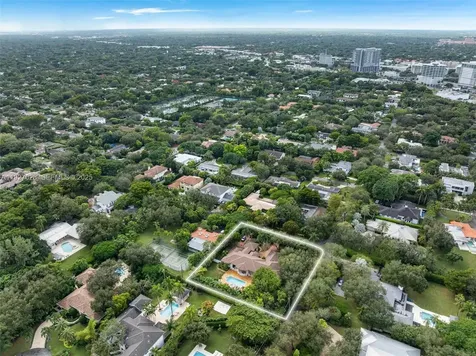 6890 SW 94th Street Pinecrest FL 33156