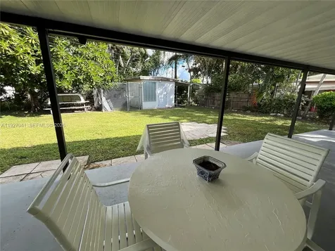 10011 SW 162nd Street Miami FL 33157