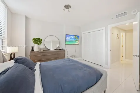 701 Brickell Key Boulevard Miami FL 33131