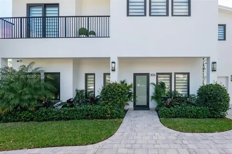 306 Plymouth Road West Palm Beach FL 33405