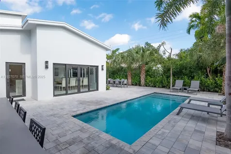 306 Plymouth Road West Palm Beach FL 33405