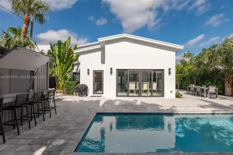 306 Plymouth Road West Palm Beach FL 33405
