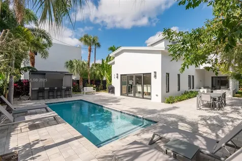306 Plymouth Road West Palm Beach FL 33405