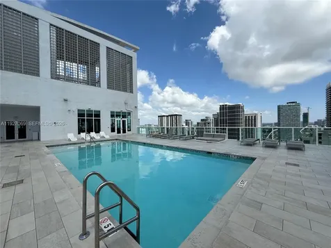 133 NE 2nd Avenue Miami FL 33132
