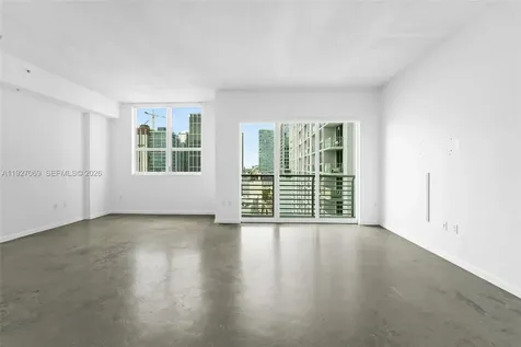 133 NE 2nd Avenue Miami FL 33132