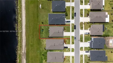 10609 SW Vasari Way Port Saint Lucie FL 34987