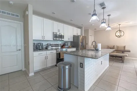 10609 SW Vasari Way Port Saint Lucie FL 34987