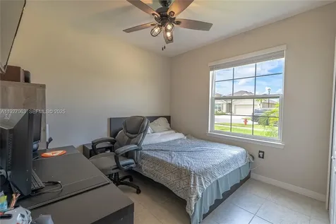 10609 SW Vasari Way Port Saint Lucie FL 34987