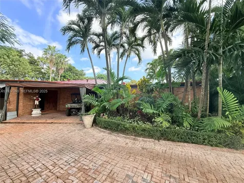 5877 SW 123rd Avenue Miami FL 33183