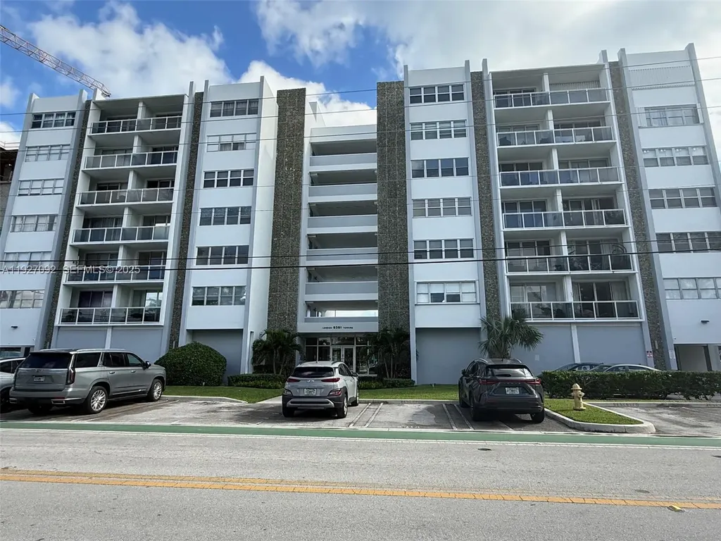 9381 E Bay Harbor Drive Bay Harbor Islands FL 33154
