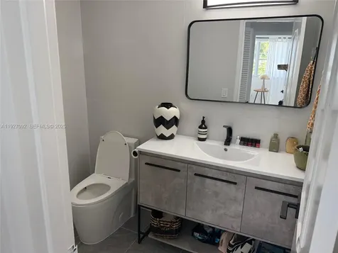 9381 E Bay Harbor Drive Bay Harbor Islands FL 33154