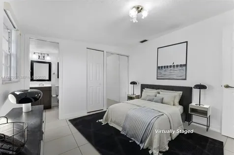 5511 SW 36th Court Davie FL 33314