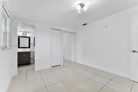 5511 SW 36th Court Davie FL 33314